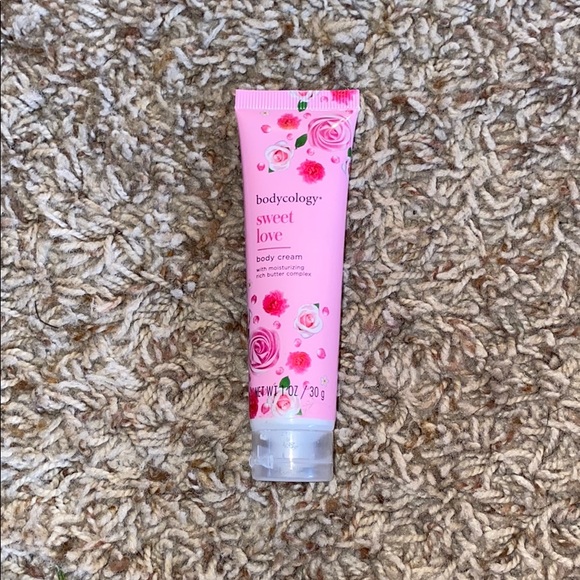 Lotion Bundle - Picture 7 of 8